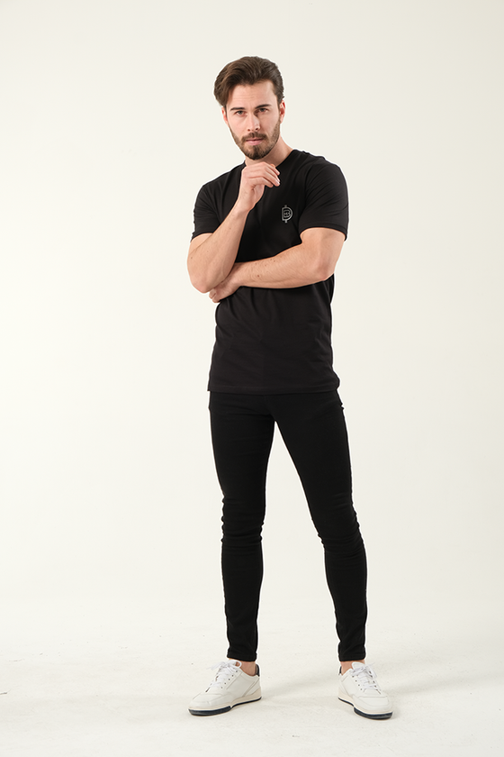 Premium Men’s T-Shirt: Embrace Comfort & Style for Exercise and Everyday Wear